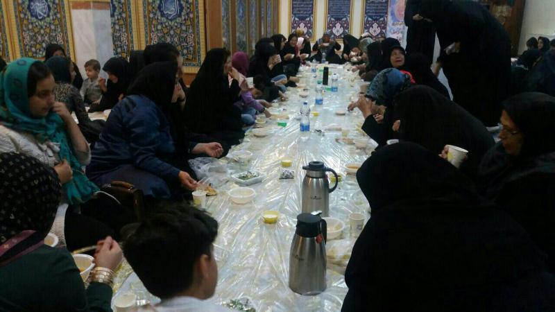 برگزاری ضیافت افطاری برای خانواده‌های بی‌سرپرست در دانشگاه پیام نور اردبیل 