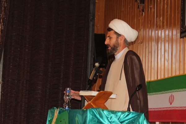 سیره اردوهای جهادی برگرفته از سیره ولایی است/ جهادگران فضای مجازی را آباد کنند