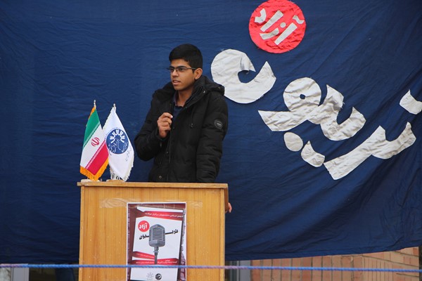 تریبون آزاد دانشجویی با موضوع آینده رابطه ایران با آمریکا در اردبیل 