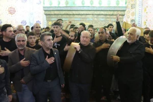 آئین طشت گذاری در امامزاده سید صدرالدین اردبیل