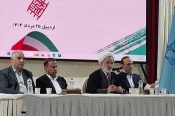 تأکید بر نقش خبرنگاران در تبیین و مطالبه‌گری