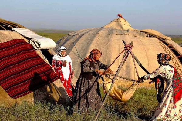 عشایر؛ سنگربانان اقتصاد مقاومتی، میراث‌داران فرهنگ اصیل ایران